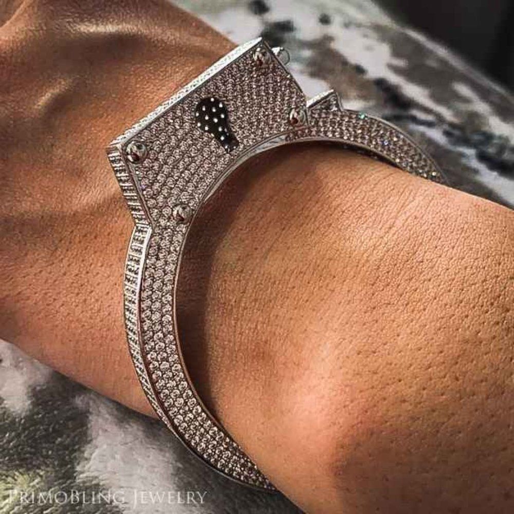 Handcuff Bracelet - Picture 2 of 3